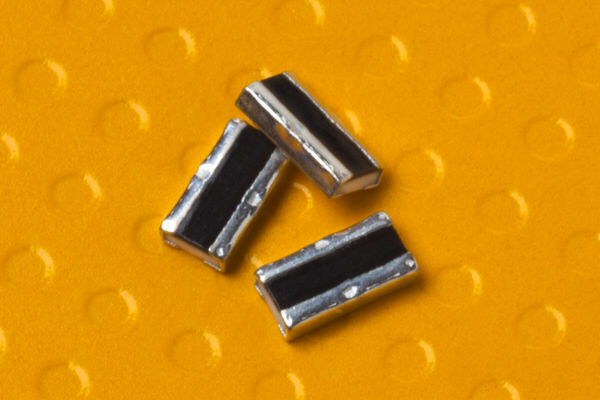 KOA Speer Introduces New Power Rating of 1.5 W <br />and T.C.R. of ±75ppm/°C to WU73 Series <br /> Wide Terminal Resistor